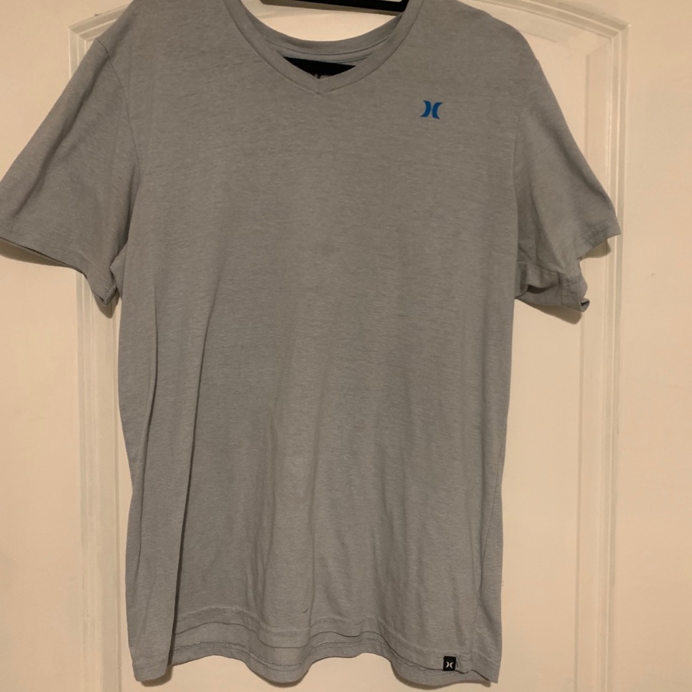 Hurley t-shirt